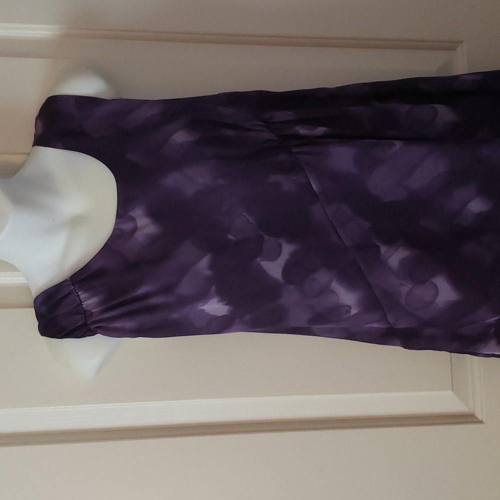 Simple Vera Wang, dress in dark purples, exposed zipper in the back.